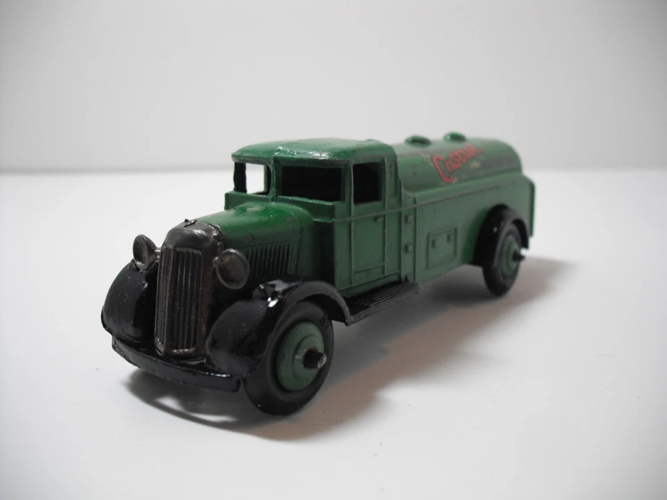 VINTAGE DINKY TOYS MECCANO #25d CASTROL PETROL TANK WAGON ORIGINAL/DETAILED !!  - Image 1 of 1