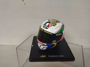 CASCO/HELMET 2005 MUGELLO VALENTINO ROSSI 1:5 SPARK ALTAYA - Imagen 1 de 3