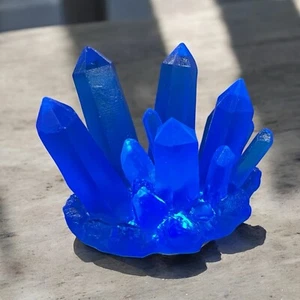 Kryptonite Blue Crystal Resin Figurine Prop w/Bonus Light - Superman - Picture 1 of 1