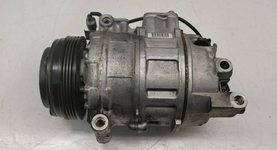 BOMBA COMPRESSOR AC BMW F12 M6 F85 X5 650I 47K FABRICANTE DE EQUIPAMENTO ORIGINAL  - Imagem 1 de 4