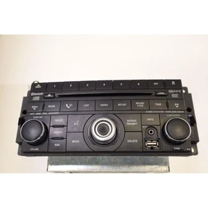RADIO POUR DODGE JOURNEY (08-11) 2.0 TD (103KW) 2WD SUV 5P/D/1968CC. 2008 - Picture 1 of 10