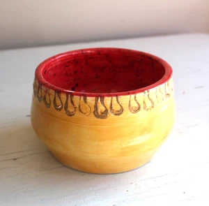 Art School Pottery Student Made Wheel Thrown Pot Bowl Yellow Orange Speckled - Picture 1 of 6