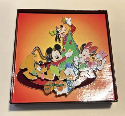 Disney Jumbo Pin 33338 Espectáculo Evento Navidad 2004 Donald Goofy Le 500 Foto 1 de 4