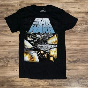 Star Wars Herren Small Space Battle T-Shirt - Galactic Showdown Design - Bild 1 von 6