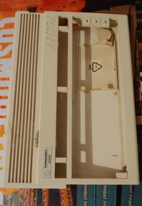 Commodore Amiga 600 Gehäuse classic 16-bit Case (with screws) 249664 - Picture 1 of 5