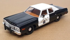 Corgi 1/43 Scale US06005 - Dodge Monaco Police California H/Patrol - Black/White - Picture 1 of 6