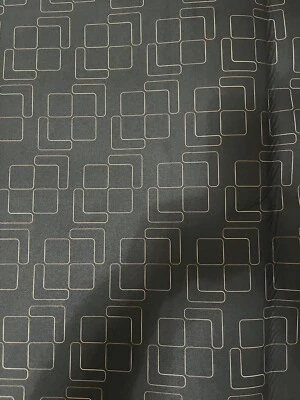 Estera antideslizante Apriciti 30 X30 cuadrada dorada sobre negra.  A Foto 1 de 3