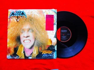 LIZZY BORDEN  TERROR RISING  HAIR METAL BAND  ORIG INNER SLEEVE SHRINWRAP & HYPE - Picture 1 of 1