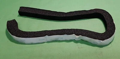 for JAGUAR XK8 COUPE/CONVERTIBLE 4.0 LITRE V8 RADIATOR SEAL MJA4212AA - Image 1 of 3