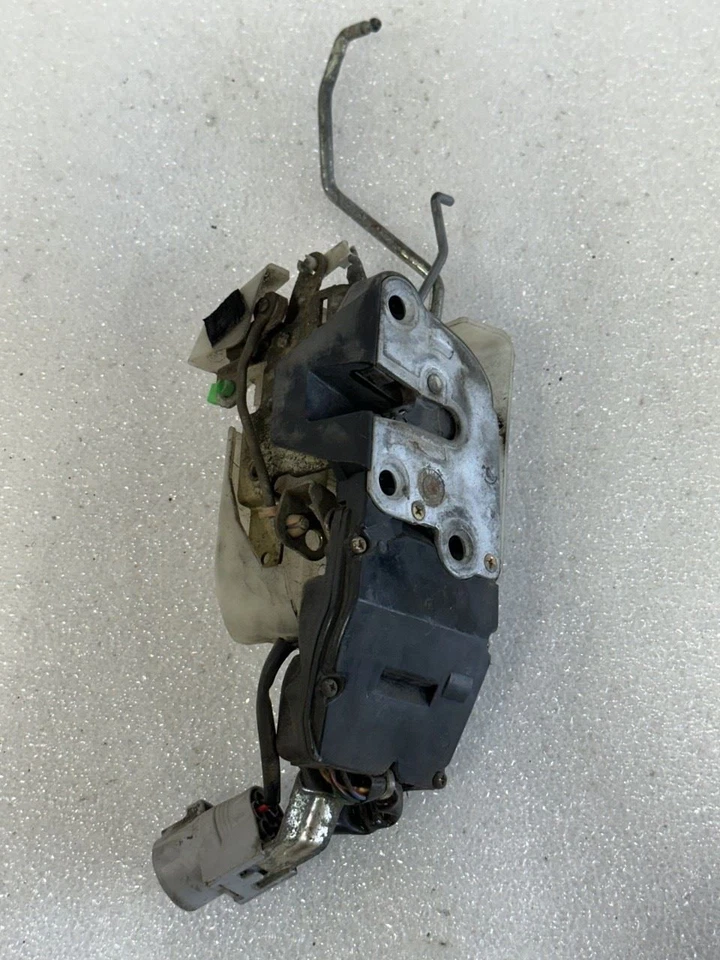 Toyota Celica 1990 1991 1992 1993 puerta pasajero derecho pestillo cerradura actuador potencia Foto 1 de 4