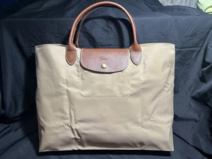 Neu ohne Etikett Longchamp Le Pliage Nylon & Leder Beuteltasche Lig/M/02 0827741 - Bild 1 von 13