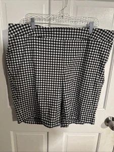 TALBOTS Women’s PERFECT SHORT CHINO SHORTS  Black And White Plaid Size 20 W - Picture 1 of 9