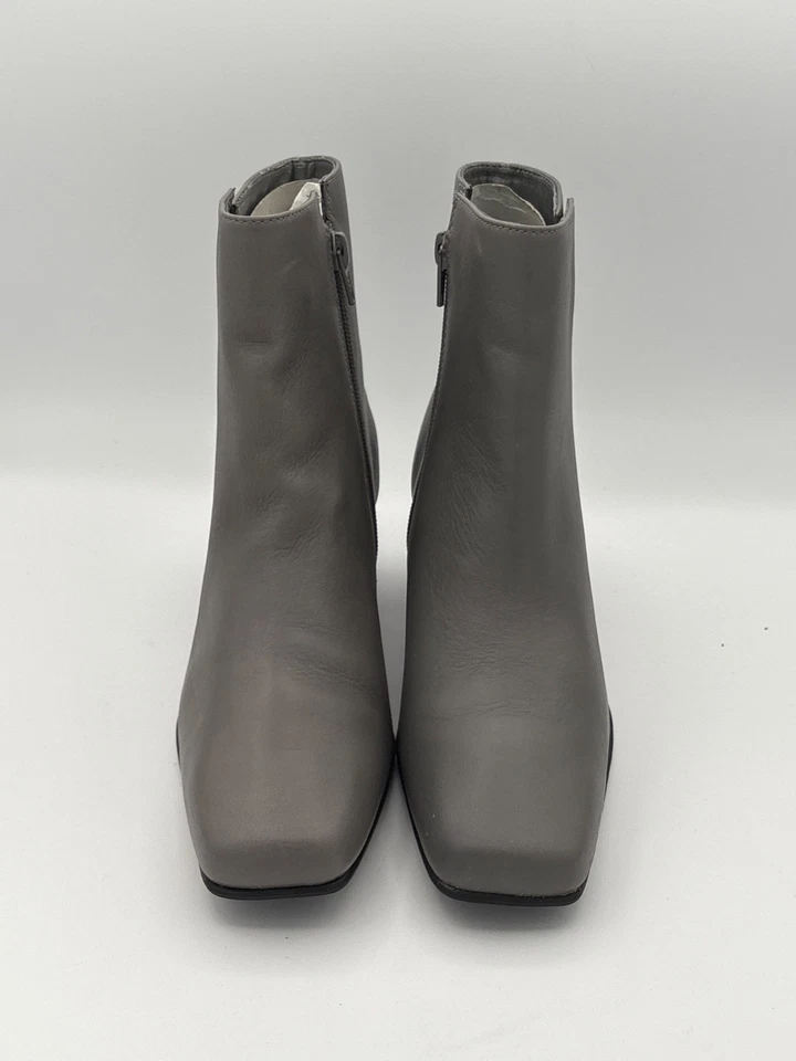 Botas Mujer AJ Valenci Talla 7 Gris Cuero Tacón Puntera Cuadrada Foto 1 de 4