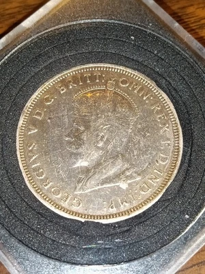 1927 Australian 1 Florin EF UNC Condition Rare Coin 92.75 Silver  - Image 1 of 2