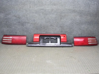 89-92 TOYOTA SUPRA MA70L MK3 КОМПЛЕКТ ИЗ 3 ЗАДНИХ ЛЕВЫХ ЦЕНТРАЛЬНЫХ ПРАВЫХ ЗАДНИХ ФОНАРЕЙ OEM - Изображение 1 из 4