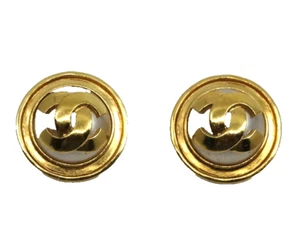 Authentic Vintage CHANEL 1.25" Round Gold Tone Metal & Faux Pearl CC Earrings - Picture 1 of 2