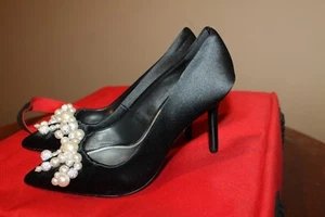 Kate Spade Black Satin Heels Shoes Pearl Rhinestone Bows Womens 5 NEW $228 Ret - Picture 1 of 11