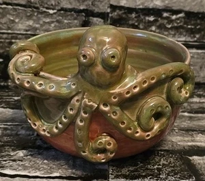 OCTOPUS Pottery Ceramic Bowl Dish Sculpture Abstract Art Pot Vase Pink Green - Picture 1 of 17