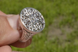 ESCLUSIVO ANELLO VINTAGE RUSSO ARGENTO STERLING 925 Taglia 8 Gioielli unisex modello sole - Foto 1 di 11