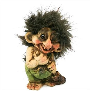 Statua Troll Portafortuna NYFORM 840003 in Latex con Scopa - Picture 1 of 3