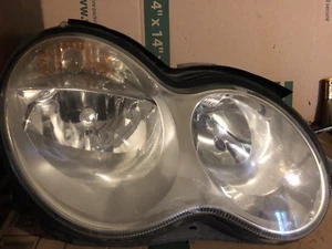 Halogen Headlight RHW203 Side Mercedes Benz C230 C240 C280 C320 C350 Sedan 05-07 - Picture 1 of 12