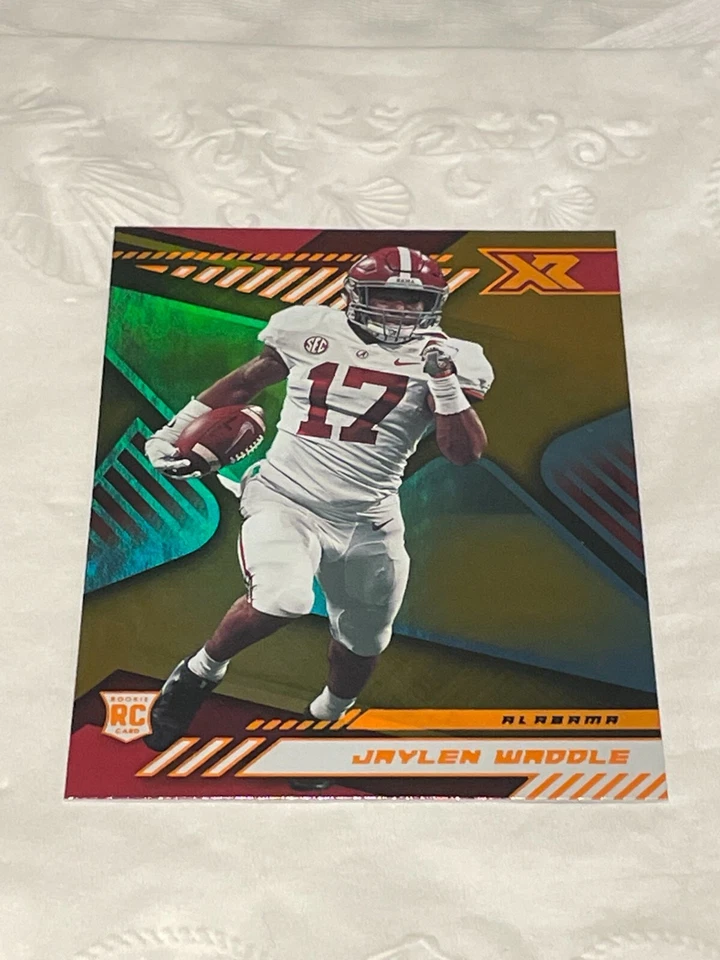 Jaylen Waddle 2021 Panini Chronicles Draft Picks Xr Orange #185 Rookie RC - Image 1 of 1