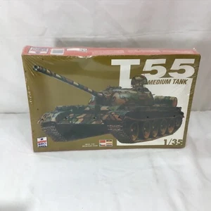 New ESCI Ertl Russian Soviet T55 Tank Model Kit 1:35 Scale Boxed Sealed FREESHIP - Picture 1 of 2