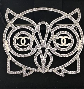Chanel Owl Brooch Pin Lavender Crystals CC Logo Eyes Auth 100% . - Picture 1 of 7