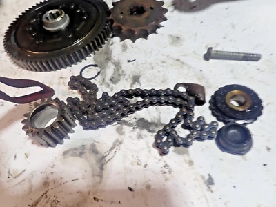 HONDA CT 70 1973 Honda Trail 70 шестерни/звездочка/цепь ГРМ различные детали - Изображение 1 из 4