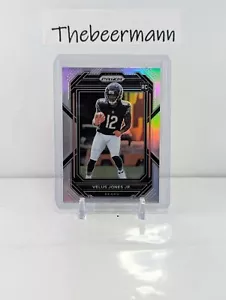 2022 Panini Prizm Velus Jones Jr. Silver Prizm RC #332 Chicago Bears - Picture 1 of 2