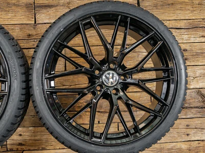 18 Zoll Winterräder RW01 für VW Golf 8 7 6 5 GTI GTD 7R 6R Schwarz - Hankook - Bild 1 von 4