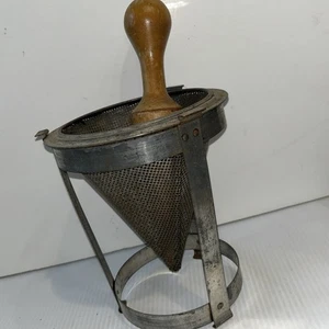 Vtg Primitive Metal Colander Sieve Strainer Wooden Pestle Stand Canning/237g - Picture 1 of 9