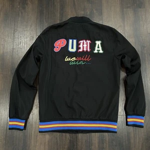 Puma x DEE AND RICKY'S Mundo Caprichoso - Negro - Universidad - Estilo Bombardero - Talla S - Imagen 1 de 9