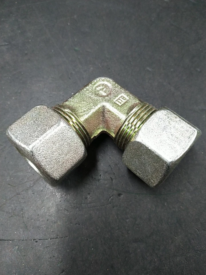 Unión de tubos hidráulica Parker W15LCF EO 90° compresión de codo 15 mm OD a 15 mm OD Foto 1 de 1