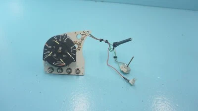 Mercedes-Benz R107 380SL 1985, manómetro de temperatura de combustible, fabricante de equipos originales, Foto 1 de 4