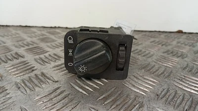 90481764 centralina luci per OPEL CORSA B (S93) 1993 90481763 - Immagine 1 di 4