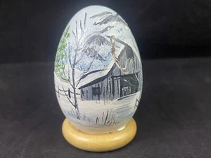 Uovo dipinto a mano scena invernale fienile Canada alberi d'oca firmato D Puckett - Foto 1 di 8