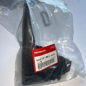 Honda Air Intake Cover OEM 64230-MEE-000 03’-04’CBR 600rr upper cowlNEW ORIGINAL - Picture 1 of 4