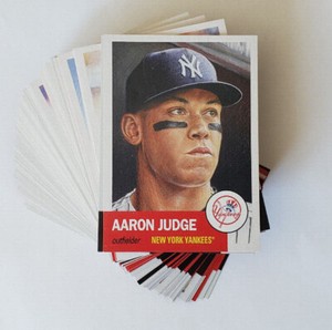 SEE! 2018 Topps LIVING SET You Pick #1 -126 MLB Baseball cards U Choose complete