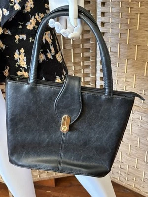 Table Eight Vintage 80's Black Shoulder Bag with Gold Clasp. - Image 1 of 4