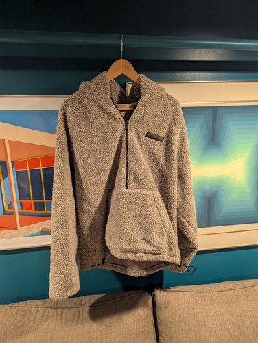 FEAR OF GOD Felpa con cappuccio mezza zip in pile polare FOG Essentials grigio chiaro taglia M