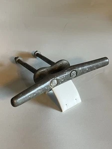 Vintage 8" massives Messing Boot Festmacher Klampe Unterlegkeil Schiff Dock Haken Festzurren - Bild 1 von 8