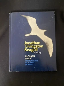 Jonathan Livingston Seagull a story by Richard Bach - Imagen 1 de 10