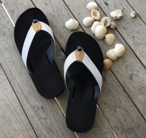 L.L. Bean, New, Women's, Maine Isle Flip Flop Sandals, Blue White Stripes Size 9