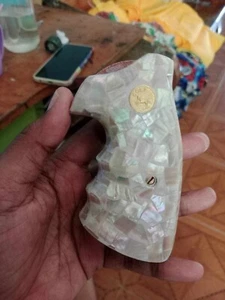Empuñadura para revólver Colt anaconda cuadrado trasero transparente perla lnlaid pistola artesanal - Imagen 1 de 7