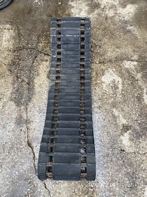 Yamaha SRV 540 1982-87 OEM pista de transmisión de goma 8L9-47110-00 Foto 1 de 4