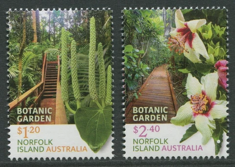 BOTANIC GARDEN 2023 - MNH SET OF TWO (R50) Cover