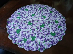 Vintage Round Hankie Handkerchief Purple Violets Scalloped Edges - Picture 1 of 6