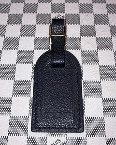 Authentic Louis Vuitton small Black W/ Gold Hardware Beautiful name tag. - Picture 1 of 12