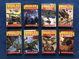 Vintage Biggles Books. Captain W.E. Johns Red Fox Complete Your Set! - Picture 1 of 5